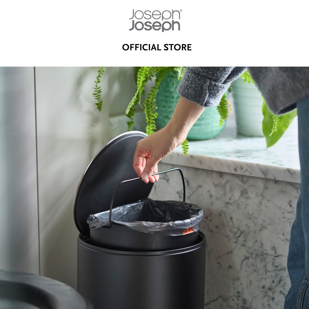 Joseph Joseph Arc™ 10L Easy-push Matt Black Pedal Bin JJ0135