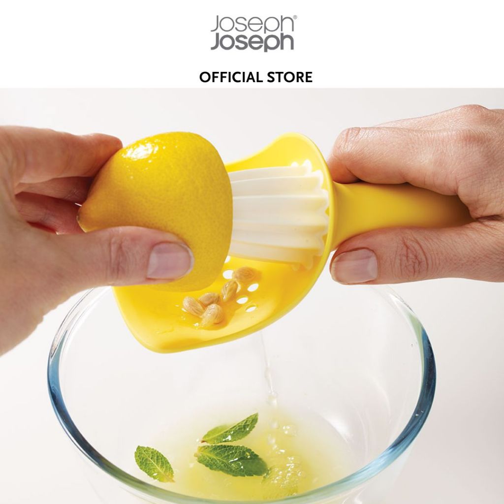 Joseph Joseph Catcher™ Yellow Citrus Reamer Manual Lemon Squeezer Lime Squeezer JJ0083 Lemon Juicers Tool